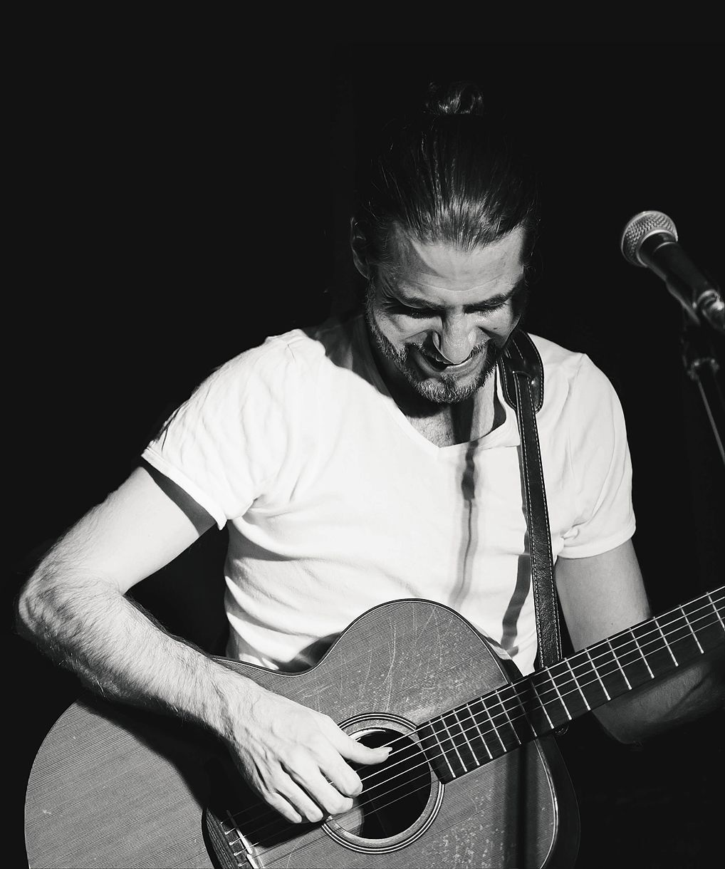 Cantautor Madrid Daniel Hare